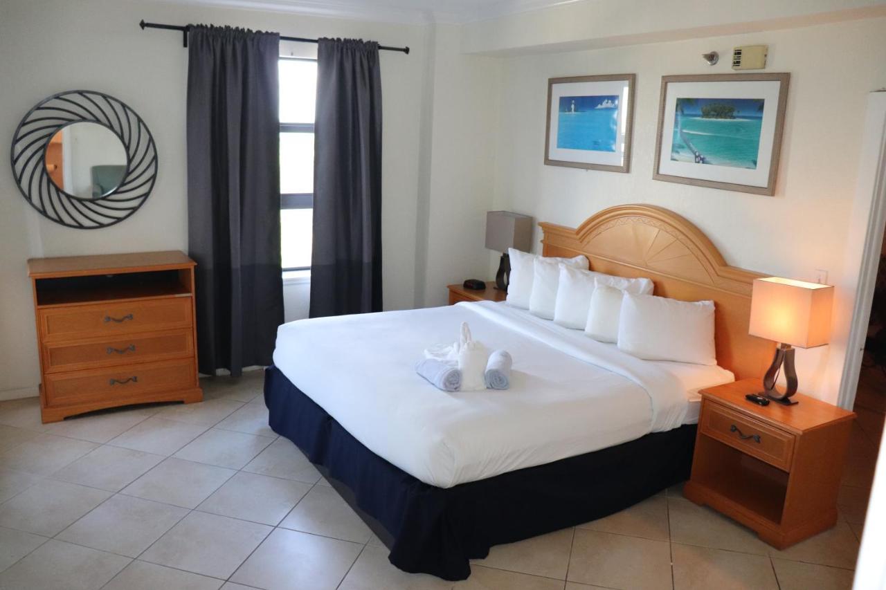 On Hollywood Beach - Affordable Two Bedrooms Sleeps 6 With Two Bathrooms Dania Beach Eksteriør bilde